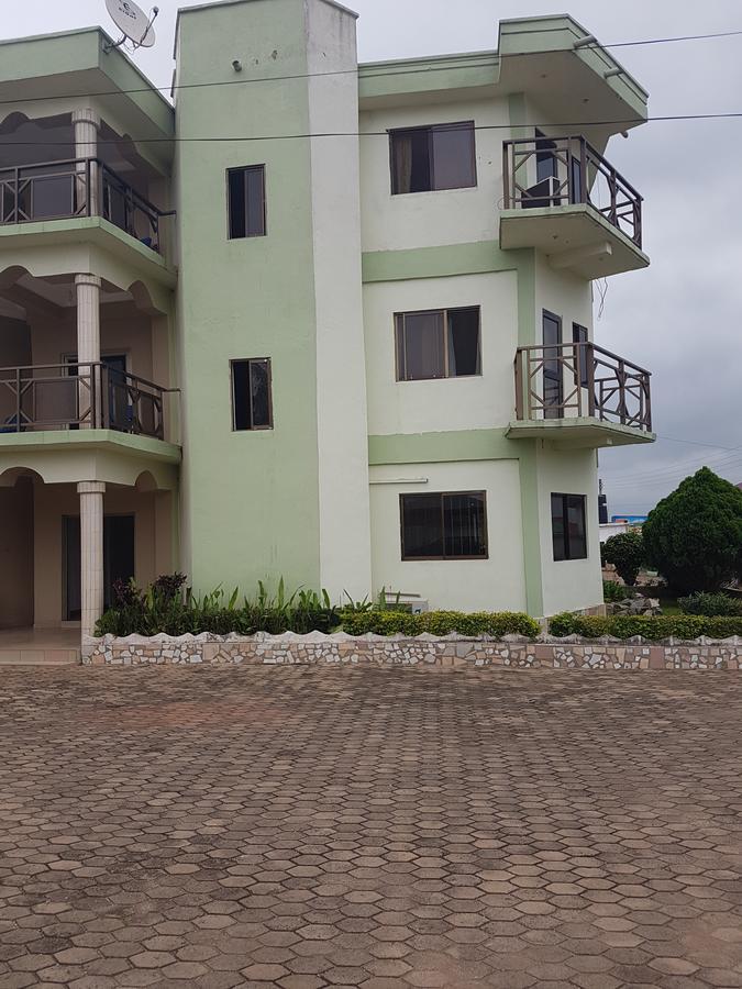 Ideas Hotel Sunyani Екстер'єр фото